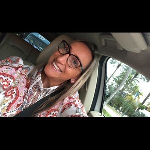 Meet your Posher, Maria